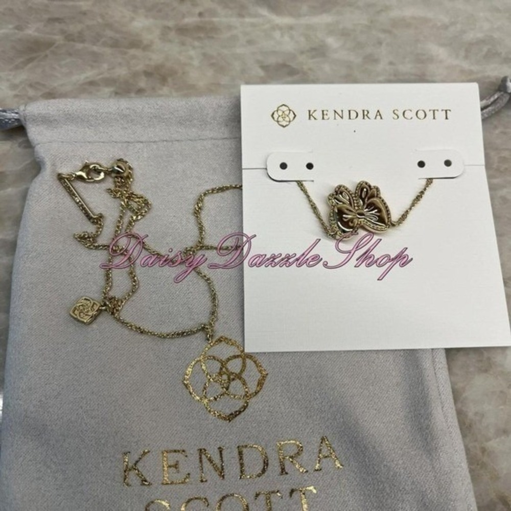 🎀✨Kendra Scott Haley Bow Gold Pendant Necklace In Blush Mother of Pearl New✨ 🎀 - Picture 5 of 5